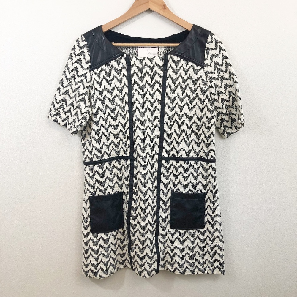 Anthropologie Postmark Chevron Hida Tunic Size Med